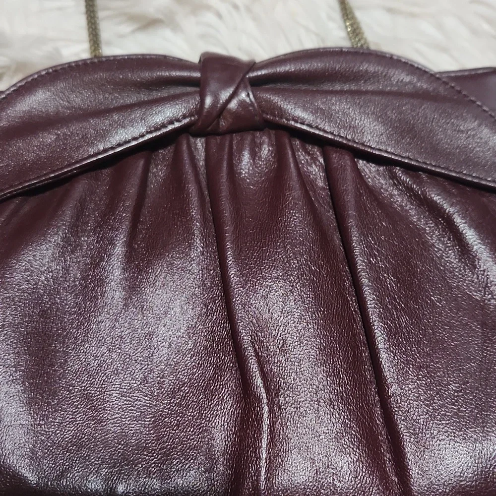 Vintage Ande Purse w/ Gold Chain